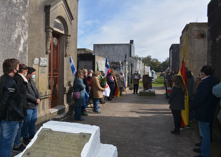 El intendente acompañó la conmemoración del día del inmigrante