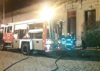 Se produjo un incendio en una casa céntrica que se encuentra deshabitada