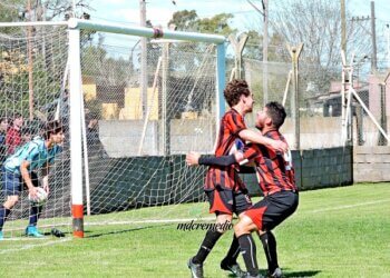 Partidazo en el Lafón, Juarense perdió 5 a 4 con la Unicén