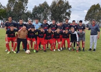Alumni sumó de local, derrotó a Ingeniero con goles de Alzugaray y Binderup
