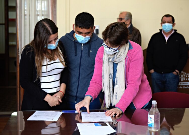 Más vecinos podrán acceder a su vivienda en el partido de Benito Juárez