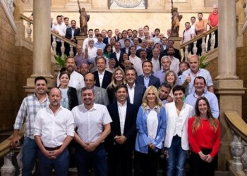 El gobernador bonaerense, Axel Kicillof, recibió a los intendentes del Frente de Todos