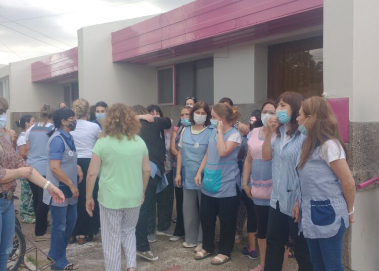 Se realizó un abrazo al jardín de infantes 901