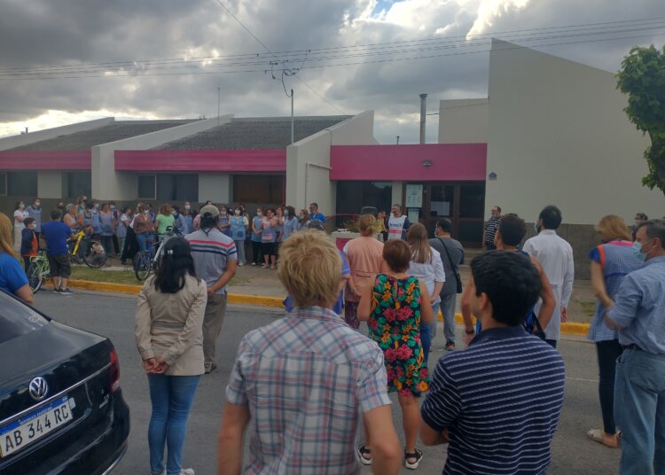 Se realizó un abrazo al jardín de infantes 901