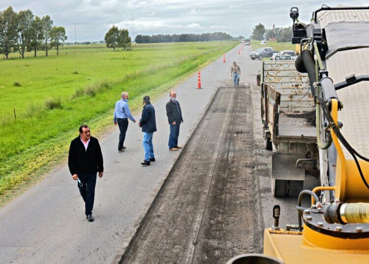 El intendente Marini recorrió obras en la ciudad cabecera