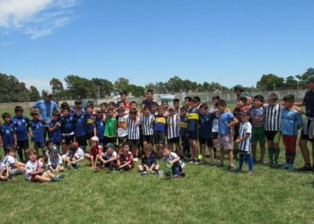 El Club Argentino cerró su año en su cancha, enorme jornada de juegos y encuentros
