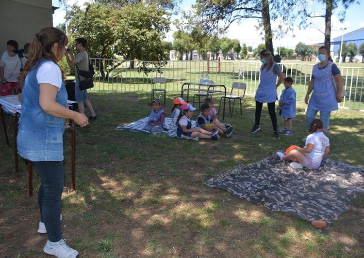 Se realizó la presentación del primer «Punto Verde» fijo en la ciudad