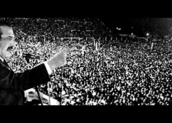 Hoy a las 19 hs. se conmemora el regreso a la democracia en el busto de Alfonsín