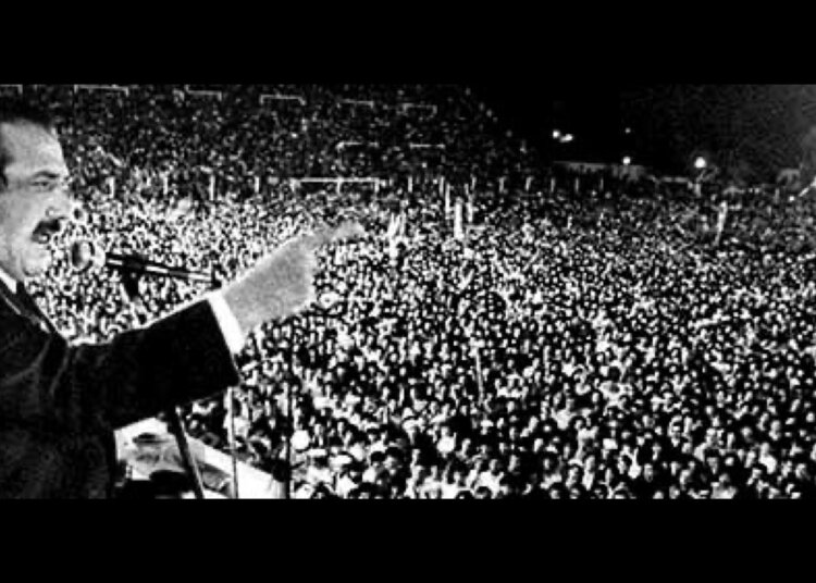 Hoy a las 19 hs. se conmemora el regreso a la democracia en el busto de Alfonsín