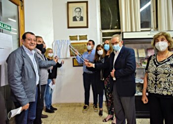 El Intendente Municipal Julio Cesar Marini participo en el Proyecto Cultural en adhesión a los 75 º Aniversario de la Asociación Popular de Cultura.-