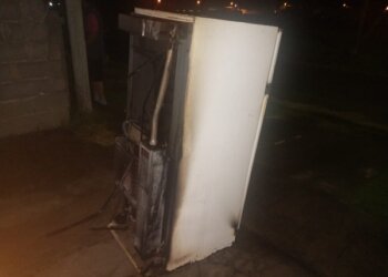 Se incendió una heladera en una vivienda sobre calle Suipacha