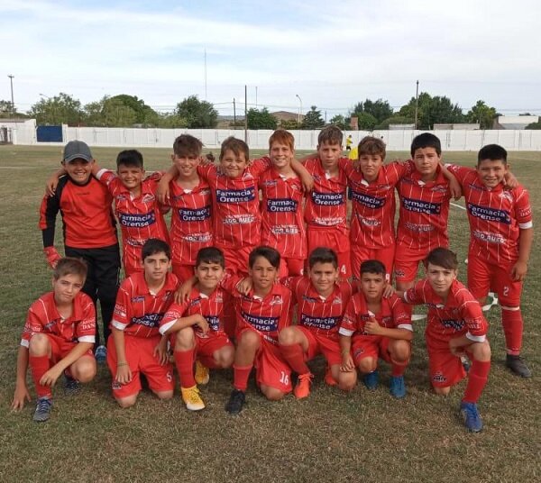 Siete jugadores de Argentino integraron el plantel de Aumni de Orense en el Provincial