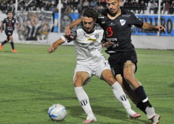 Independiente de San Cayetano perdió ante Liniers y quedó eliminado  del Regional