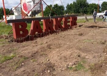 Se colocaron las letras identificatorias de acceso a Barker