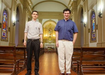 Experiencias de vida de jóvenes que eligieron a Cristo como su amor supremo