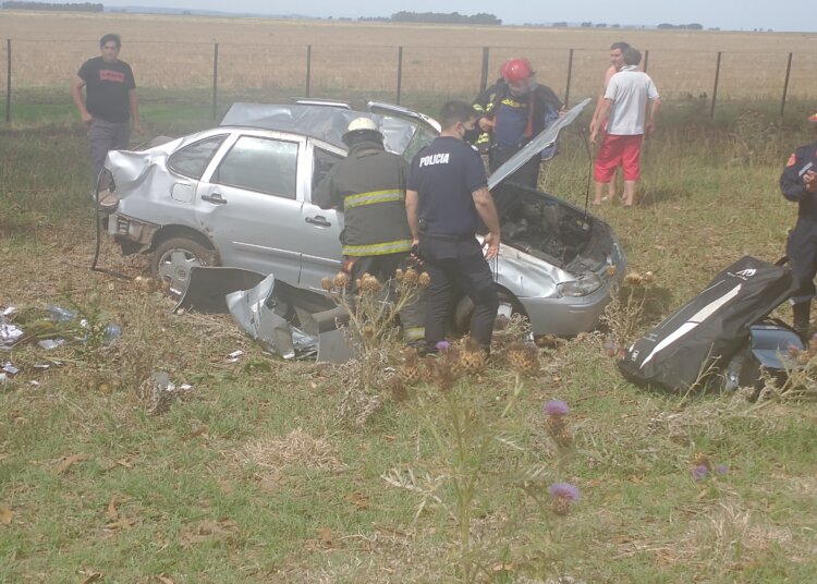 Volcó un vehículo sobre la ruta 86