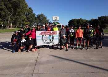 Los Amigos del Cicloturismo cumplieron con la Vuelta al Partido