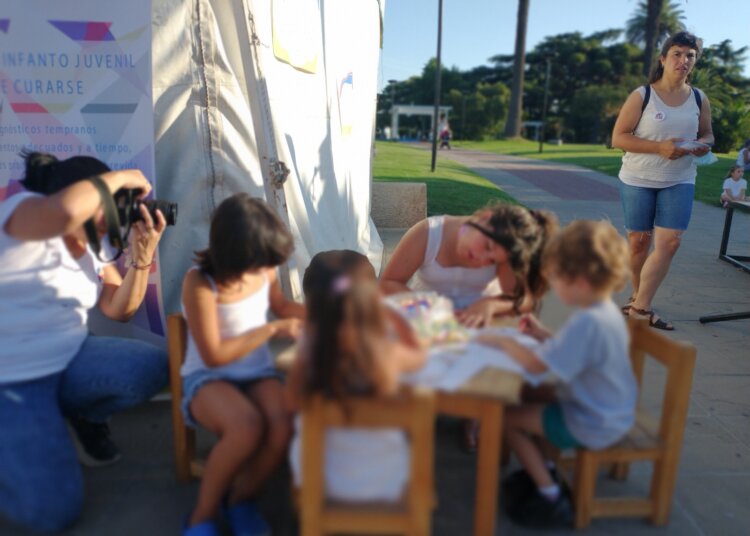 «Jano» convocó a gran cantidad de personas en la plaza céntrica