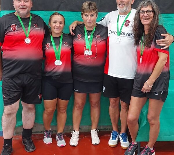 Gran participación del Bádminton de Juarense en Neuquén