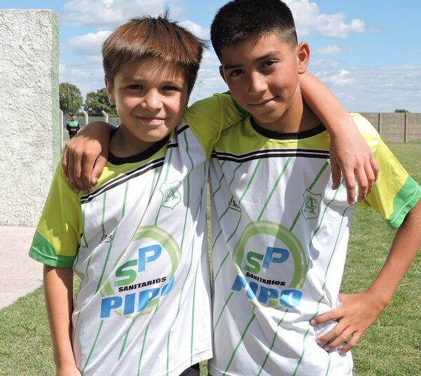 Argentino debutó con victorias en 10ma, 9na y 8va división
