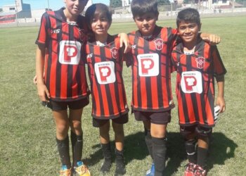 Infantil: Juarense ganó en sus cuatro categorías en el inicio de la URD