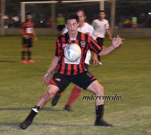 Juarense clasificado: goleó a Independiente con goles de Tolosa, Silva y Tortorella