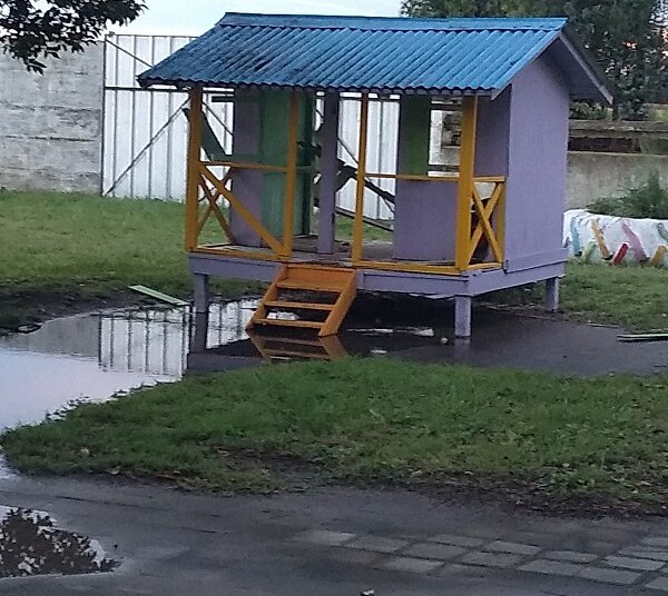 Vandalismo en el Jardín 906, rompieron juegos durante el fin de semana