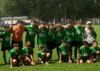 Argentino jugó ante Loma Negra con 10ma, 9na y 8va división