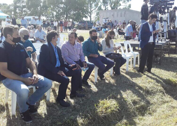 Invitado especialmente por  el  Gobernador Axel Kicillof el Intendente Marini participó del encuentro en Guamini