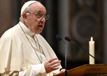 Francisco pidió una tregua de Pascua para la guerra en Ucrania