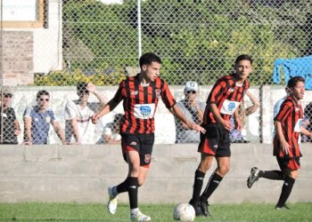 Loma recibe a Juarense en su cancha: La 5ta juega a las 14 y Primera va a las 16 hs
