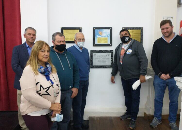 El HCD reconoció a ex combatientes de Malvinas, y descubrió una placa en el recinto