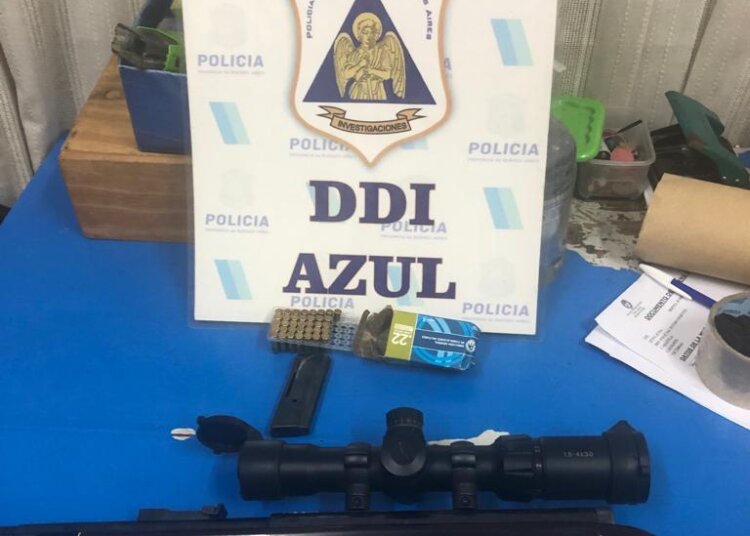 Allanamiento por arma de fuego publicada en Red Social