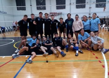 Escuela Municipal de Vóley: El Masculino campeón y el Femenino se quedó con el subcampeonato