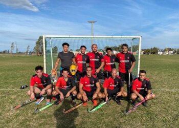 Los varones de Juarense ganaron su segundo partido, fue 2 a 1 ante Huracán