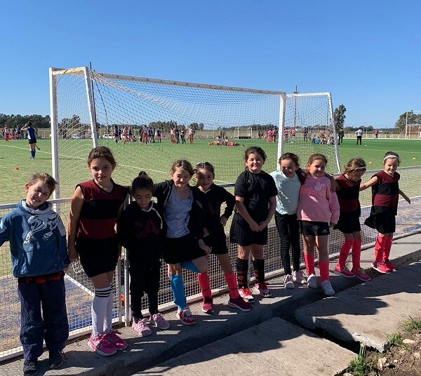 Las Indias Hockey jugaron ante Huracán de Tres Arroyos