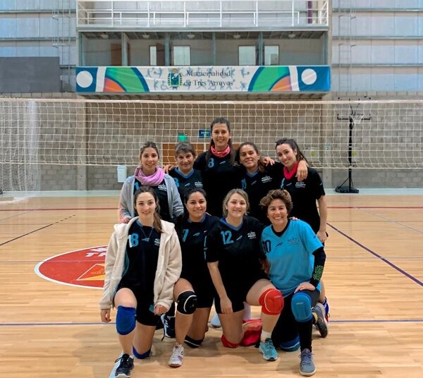 Nueva fecha para los equipos femeninos de la Escuela Municipal de Vóley