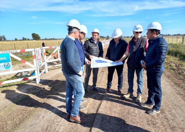 Con la presencia de autoridades provinciales se dio inicio a la obra de Reacondicionamiento del Sistema de Agua Potable
