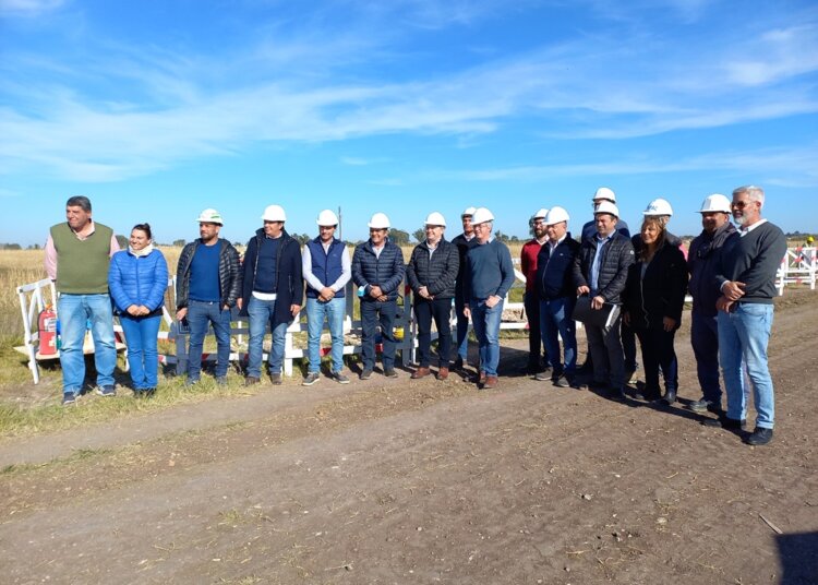 Con la presencia de autoridades provinciales se dio inicio a la obra de Reacondicionamiento del Sistema de Agua Potable