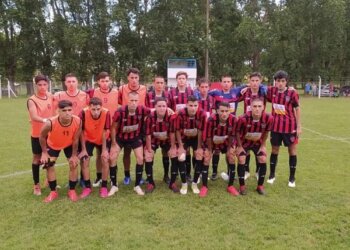 Defensores del Cerro y Juarense cierran mañana la 8va fecha de la URD