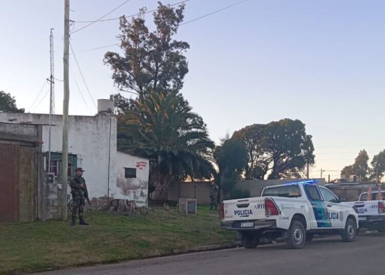 Se realizó un allanamiento donde se encontraron elementos ligados a la causa