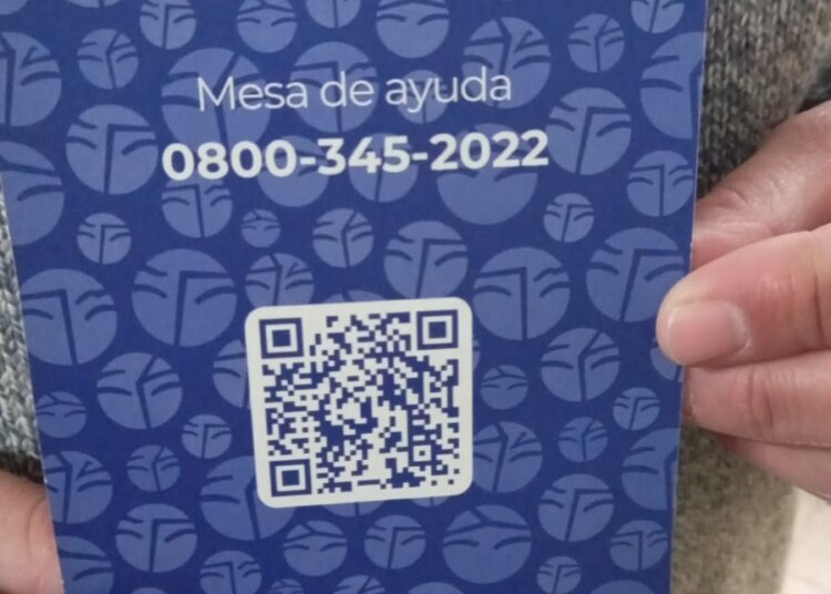 Los censista están identificados, y poseen un código QR para que lo verifiques