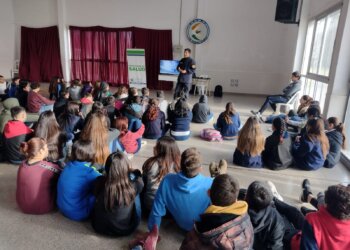 Continúan las charlas sobre educación víal