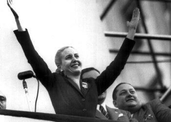 Entrañablemente “Evita” por Juan Carlos Mortati