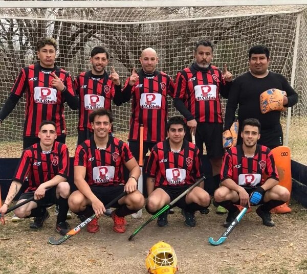 Hockey masculino: Juarense jugará la semi de la Liga Azuleña