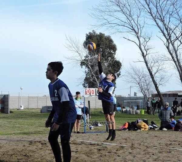 Se jugó la Etapa Local de Beach Vóley, todos los clasificados en ambas ramas