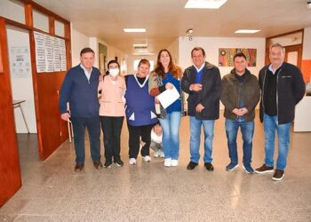 El Intendente Municipal visitó el Centro Educativo Complementario Nº 801