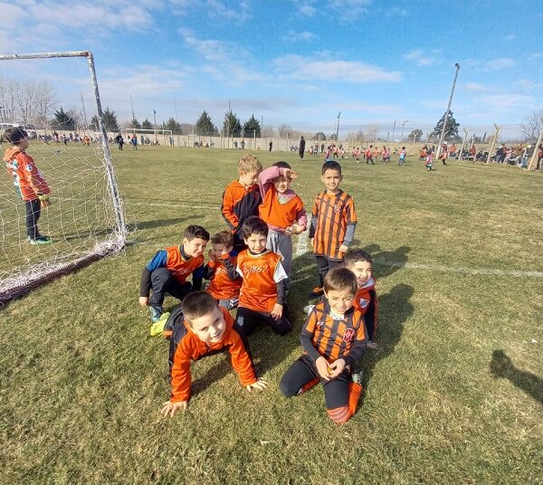 La Escuelita de Juarense participó del Encuentro de Fútbol de Velense