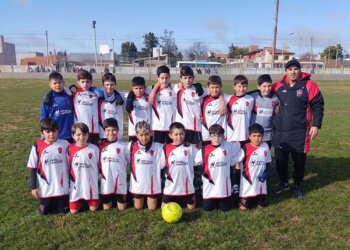 Juarense con la 10ma división juega ante Independiente