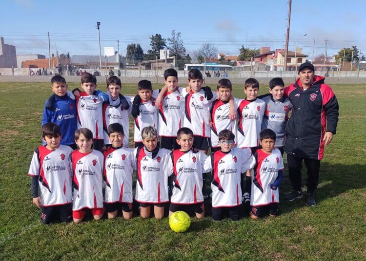 Juarense con la 10ma división juega ante Independiente